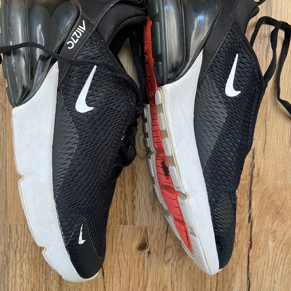 Nike Air Max 270 - Picture 10 of 16